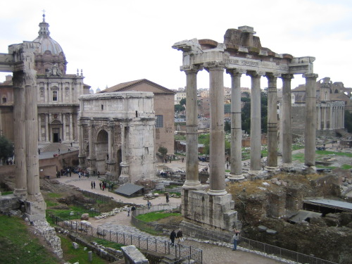 Aspecte de le Forum Roman