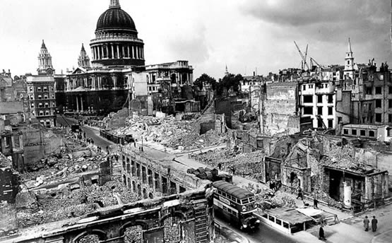 En le quatre-dec London send bombarded por le Luftwaffe